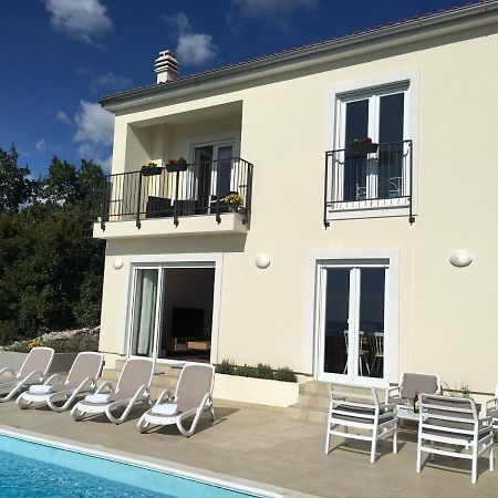 Holiday Home Aqua Šmrika Екстериор снимка