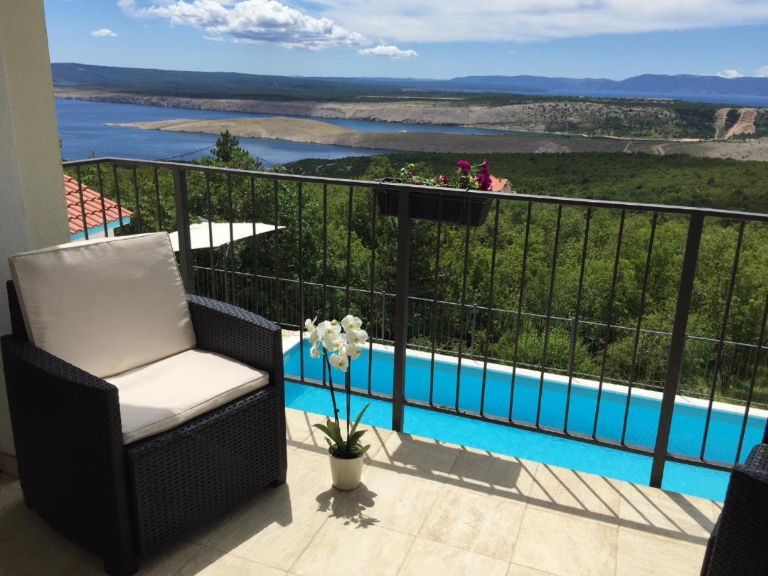 Holiday Home Aqua Šmrika Екстериор снимка