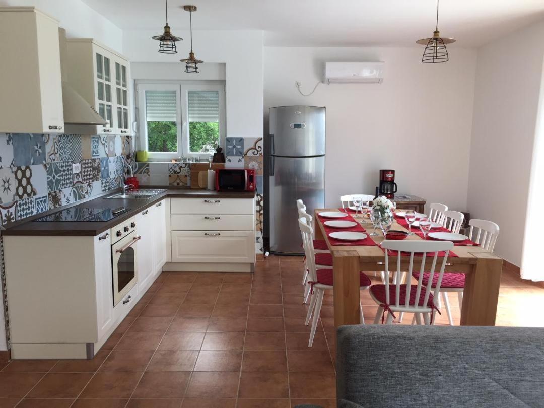 Holiday Home Aqua Šmrika Екстериор снимка