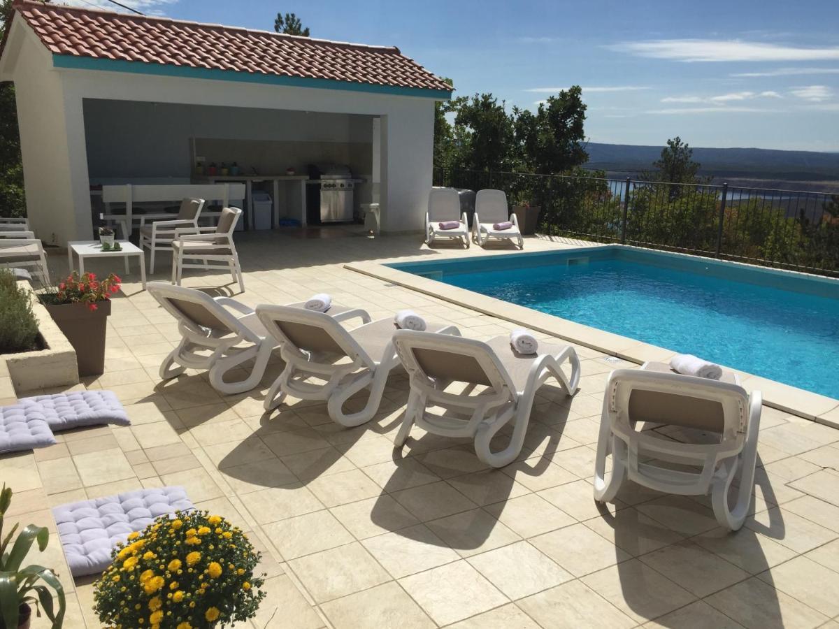 Holiday Home Aqua Šmrika Екстериор снимка