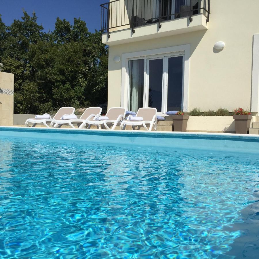Holiday Home Aqua Šmrika Екстериор снимка